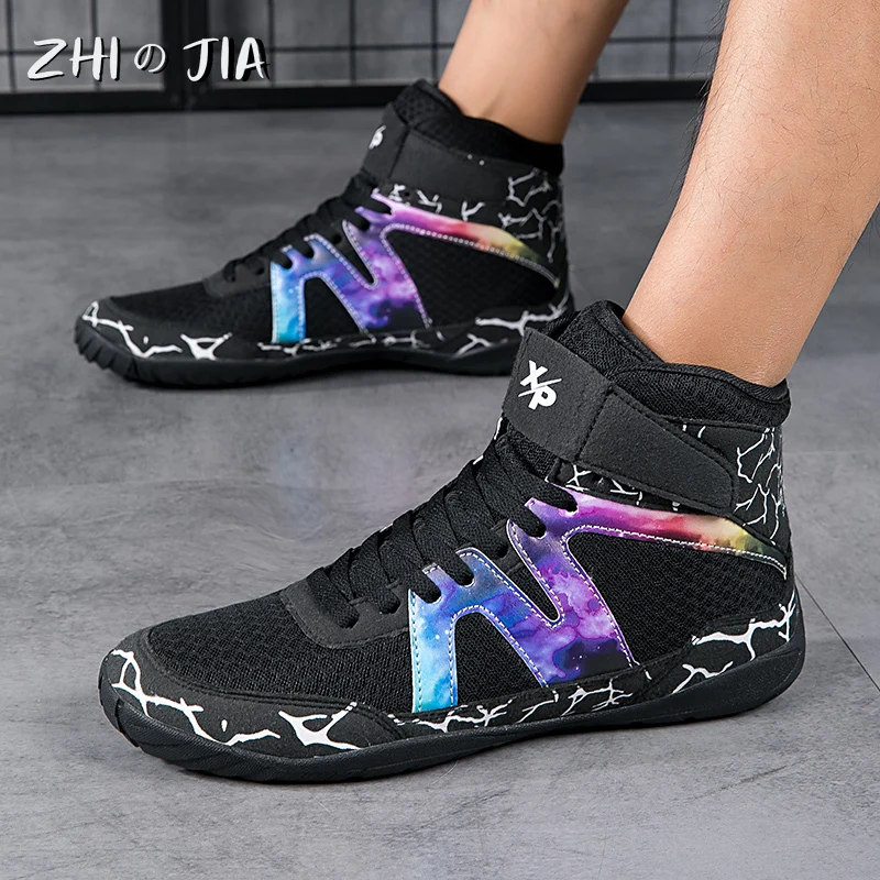 Men's Professional Wrestling Boxing Shoes High-Quality Competition Training Shoes Fashionable High Top Classic Black Footwear
Men's Professional Wrestling Boxing Shoes High-Quality Competition Training Shoes Fashionable High Top Classic Black Footwear