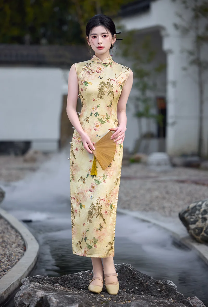 Print Flower Cheongsam Summer Manrarin Collar Chinese Traditional Style Dress Vintage Buttons Sleeveless Qipao
Print Flower Cheongsam Summer Manrarin Collar Chinese Traditional Style Dress Vintage Buttons Sleeveless Qipao