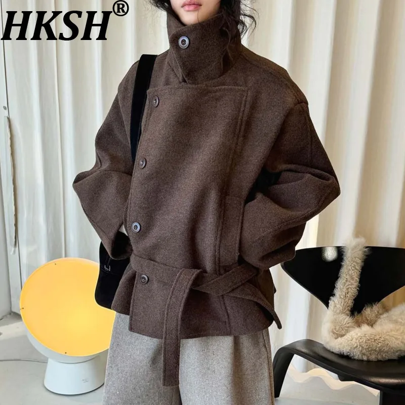 HKSH осень-зима новое женское короткое пальто однотонное с карманами с поясом универсальная корейская модная элегантная теплая куртка HK17505
HKSH осень-зима новое женское короткое пальто однотонное с карманами с поясом универсальная корейская модная элегантная теплая куртка HK17505