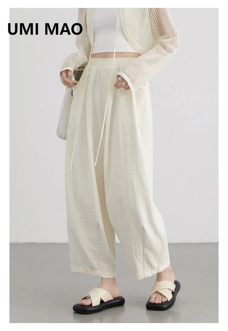 UMI MAO женские белые брюки, однотонные повседневные плиссированные широкие брюки с эластичной резинкой на талии и высокой талией, женские брюки, складная летняя одежда
UMI MAO женские белые брюки, однотонные повседневные плиссированные широкие брюки с эластичной резинкой на талии и высокой талией, женские брюки, складная летняя одежда
