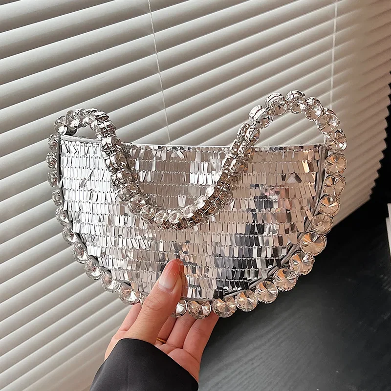 Vintage Round Diamond Chain Shiny Evening Bags Women Handbags and Purses 2023 New Brand Designer Ladies Tote Bag High Quality
Vintage Round Diamond Chain Shiny Evening Bags Women Handbags and Purses 2023 New Brand Designer Ladies Tote Bag High Quality
