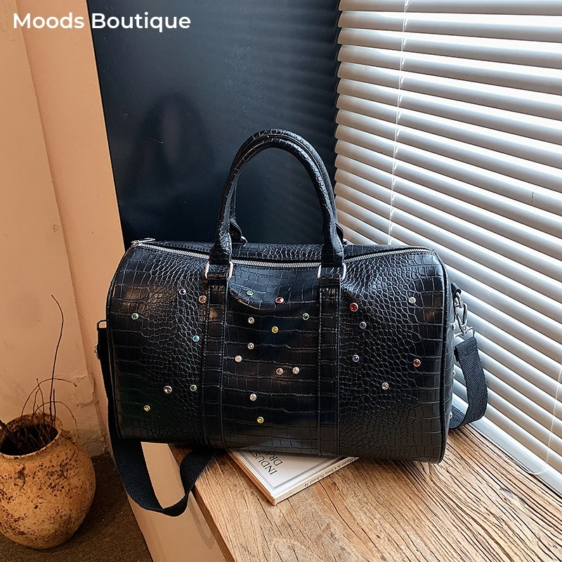 MOODS Alligator Grain Big Duffel Bags For Women 2026 Luxury Designer Handbags Diamond Decor Large Capacity Shopper Shoulder Bag
MOODS Alligator Grain Big Duffel Bags For Women 2026 Luxury Designer Handbags Diamond Decor Large Capacity Shopper Shoulder Bag