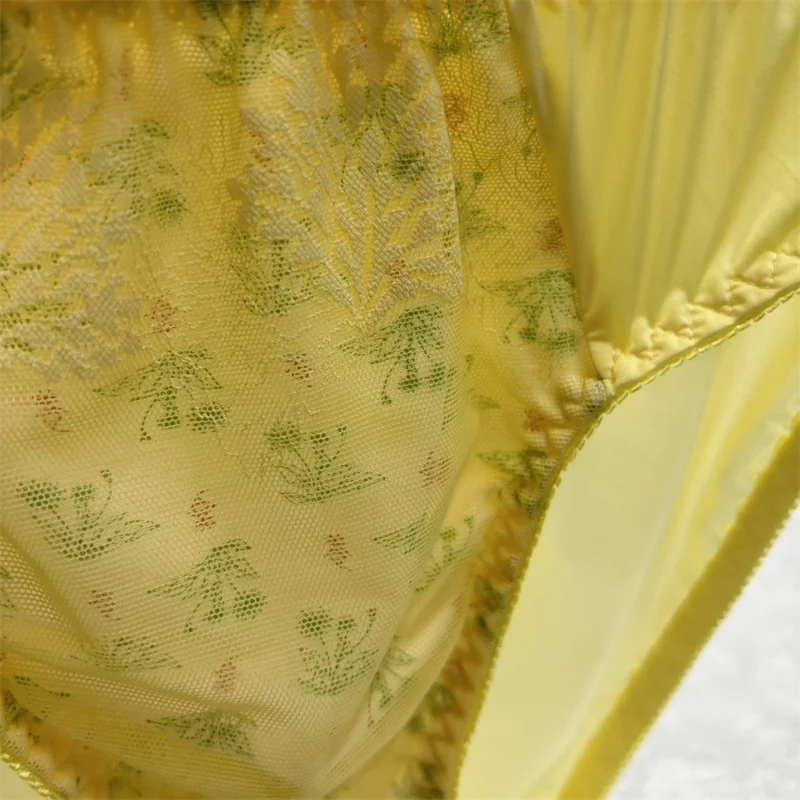 Ice Silk Lace Man's Briefs Silk Double Layer Elasticity Sexy Lingerie Bulge Panties Live Show Private Party Underpants
Ice Silk Lace Man's Briefs Silk Double Layer Elasticity Sexy Lingerie Bulge Panties Live Show Private Party Underpants