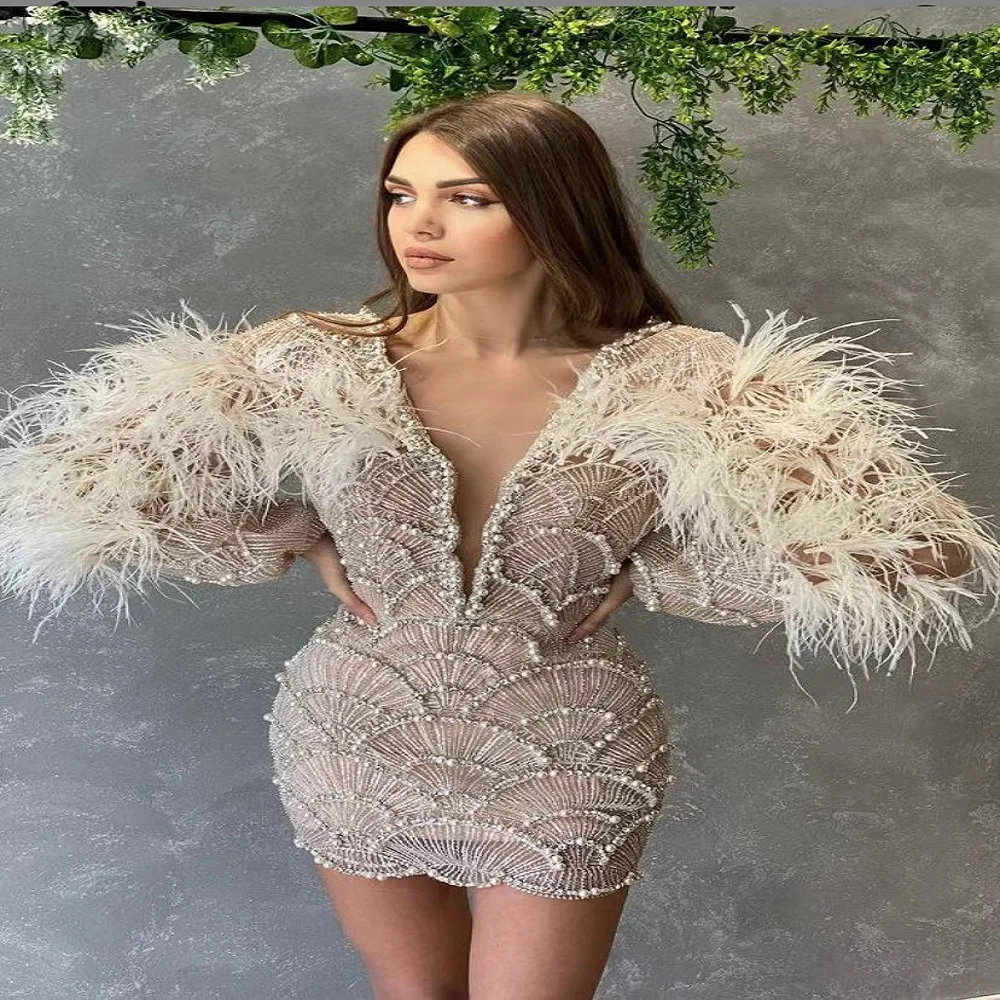 White Luxury Beaded Sequins Embroidered Feather Sleeves Sexy Low Cut Dress Banquet Party Stage Performance Short Wear for Women
White Luxury Beaded Sequins Embroidered Feather Sleeves Sexy Low Cut Dress Banquet Party Stage Performance Short Wear for Women