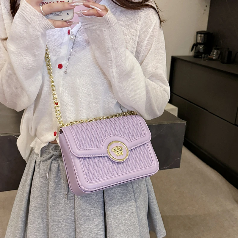 Элегантная женская сумка через плечо люксового бренда, дизайнерская сумка-тоут из натуральной кожи, популярная классическая дизайнерская женская сумка 
Элегантная женская сумка через плечо люксового бренда, дизайнерская сумка-тоут из натуральной кожи, популярная классическая дизайнерская женская сумка