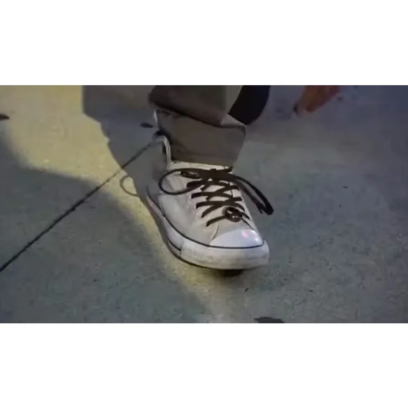 Laced Up By Donnovan Magic Tricks Mount Close Up Anytime Anywhere Magia Gimmicks Magician Shoes Illusions Street
Laced Up By Donnovan Magic Tricks Mount Close Up Anytime Anywhere Magia Gimmicks Magician Shoes Illusions Street
