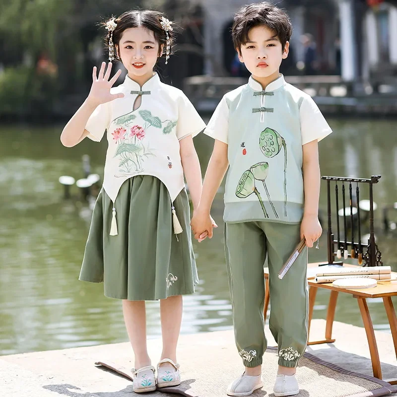 Children's Day performance costumes, Chinese style Hanfu, new campus costumes, performance costumes
Children's Day performance costumes, Chinese style Hanfu, new campus costumes, performance costumes