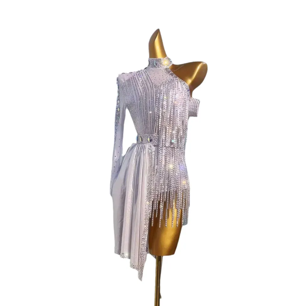 Latin Dance International Stage Women's High end Customized Half Sleeve Dress Samba Diamond Performance Dress
Latin Dance International Stage Women's High end Customized Half Sleeve Dress Samba Diamond Performance Dress