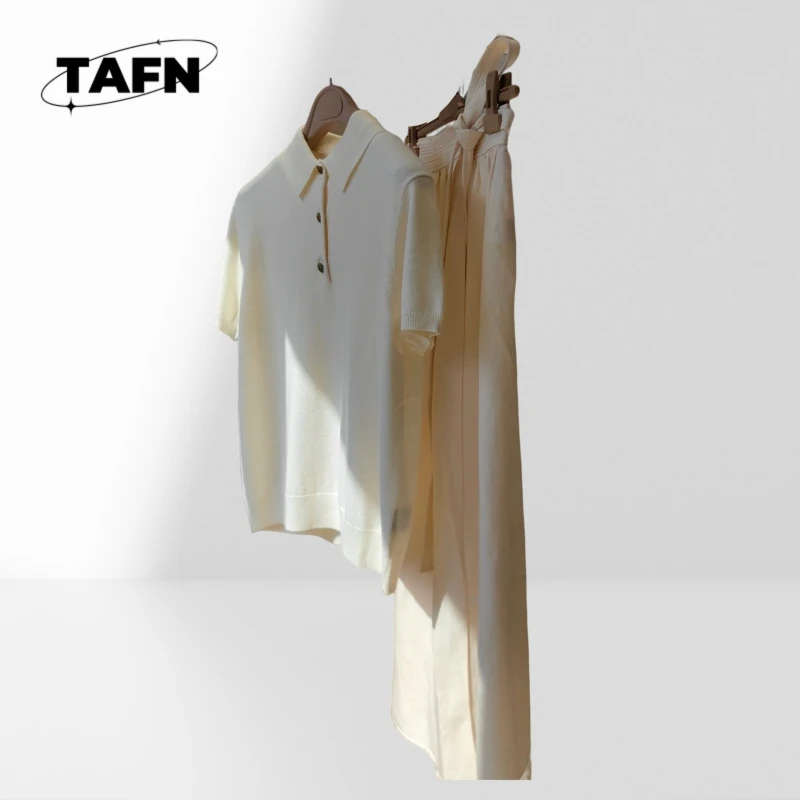 Short Sleeve Single-Breasted Fashion Beautiful Fashion Exquisite High-End Cashmere T-Shirt in Vintage Style Men's Casual A25008
Short Sleeve Single-Breasted Fashion Beautiful Fashion Exquisite High-End Cashmere T-Shirt in Vintage Style Men's Casual A25008
