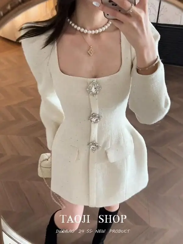 French Socialite High end Bubble Sleeve White Dress for Women Spring New Elegant Luxury Waist Cinching Slimming Mini Dresses
French Socialite High end Bubble Sleeve White Dress for Women Spring New Elegant Luxury Waist Cinching Slimming Mini Dresses