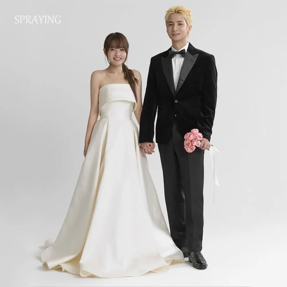 SPRAYING Elegant Satin A line Long Wedding Dress Korea Photo Shoot Strapless Sleeveless Bridal Gown Corset Customized 웨딩드레스
SPRAYING Elegant Satin A line Long Wedding Dress Korea Photo Shoot Strapless Sleeveless Bridal Gown Corset Customized 웨딩드레스
