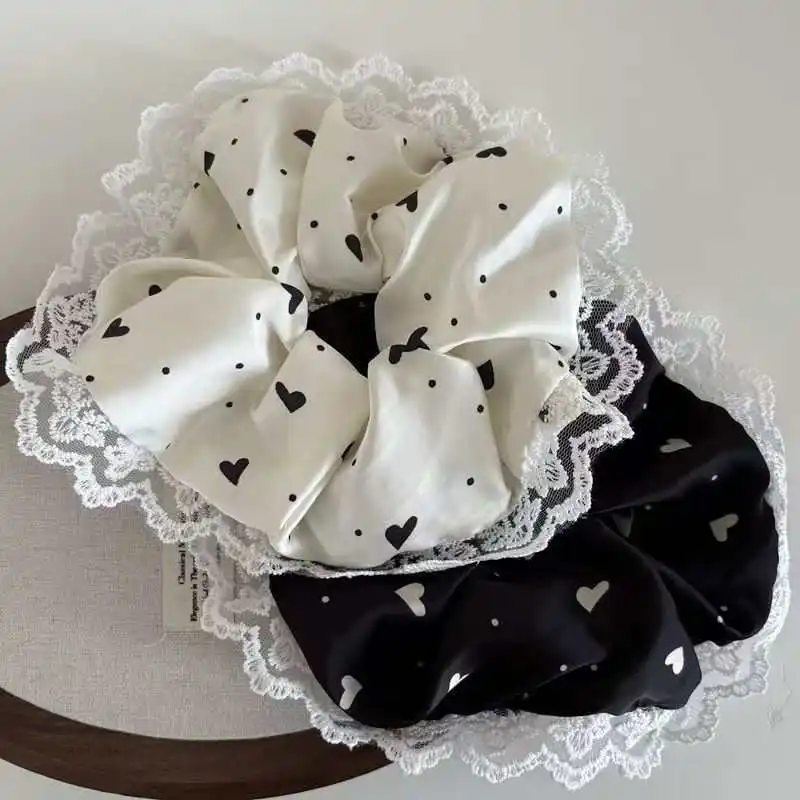 Korean Advanced Love Heart Lace Edge Scrunchy Simple Versatile Girl Ponytail Hair Tie Hair Accessory for Women Sturdy
Korean Advanced Love Heart Lace Edge Scrunchy Simple Versatile Girl Ponytail Hair Tie Hair Accessory for Women Sturdy