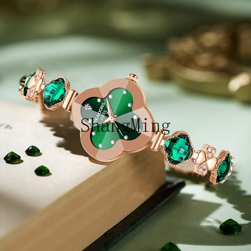 FG women's bracelet watch quartz watch New Year's Day gift for wife and girlfriend
FG women's bracelet watch quartz watch New Year's Day gift for wife and girlfriend