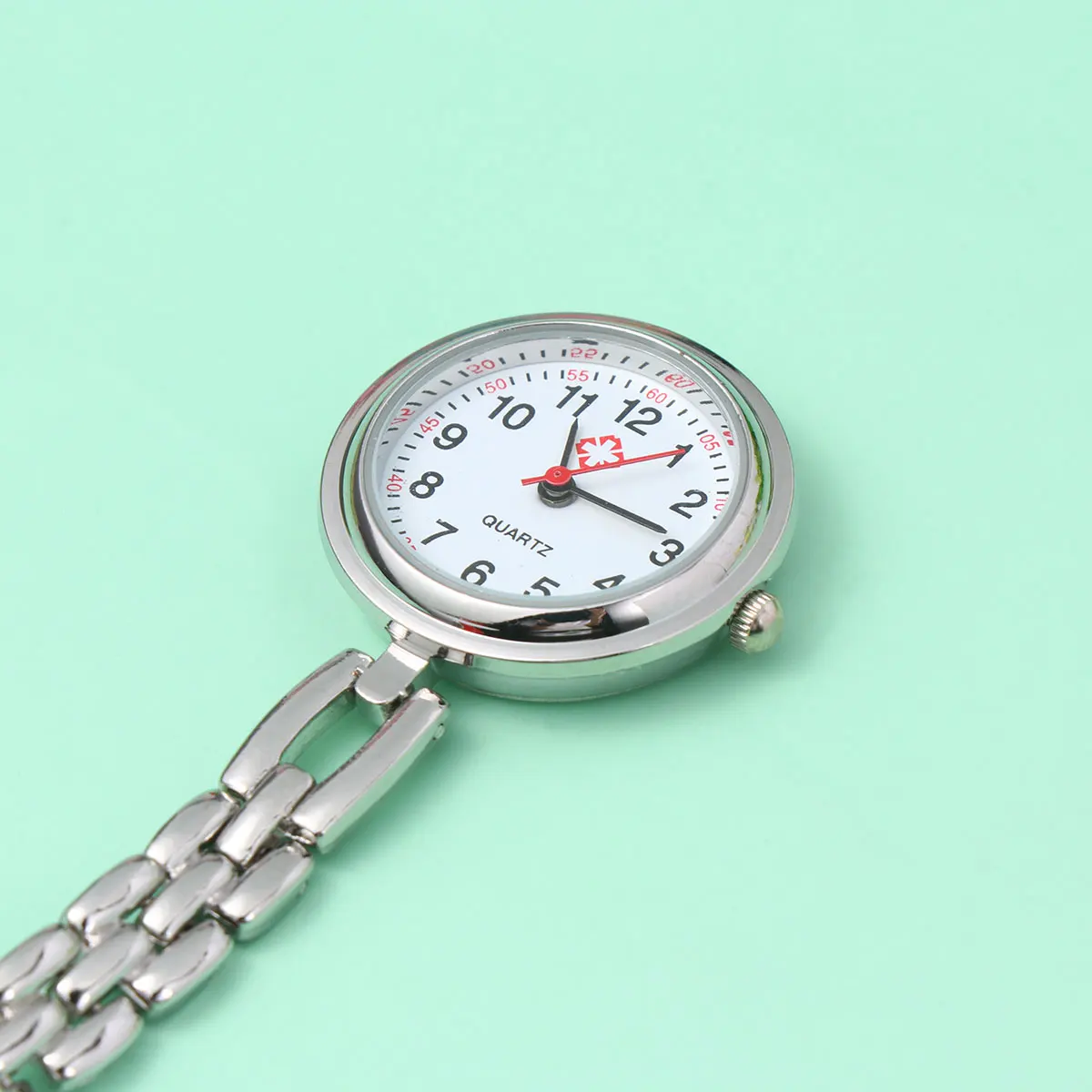 Heart Shaped Hanging Watch Fashion Creative Pocket Nurse Lapel Pin Lightweight Durable Exquisite Detail Information Easy to See
Heart Shaped Hanging Watch Fashion Creative Pocket Nurse Lapel Pin Lightweight Durable Exquisite Detail Information Easy to See