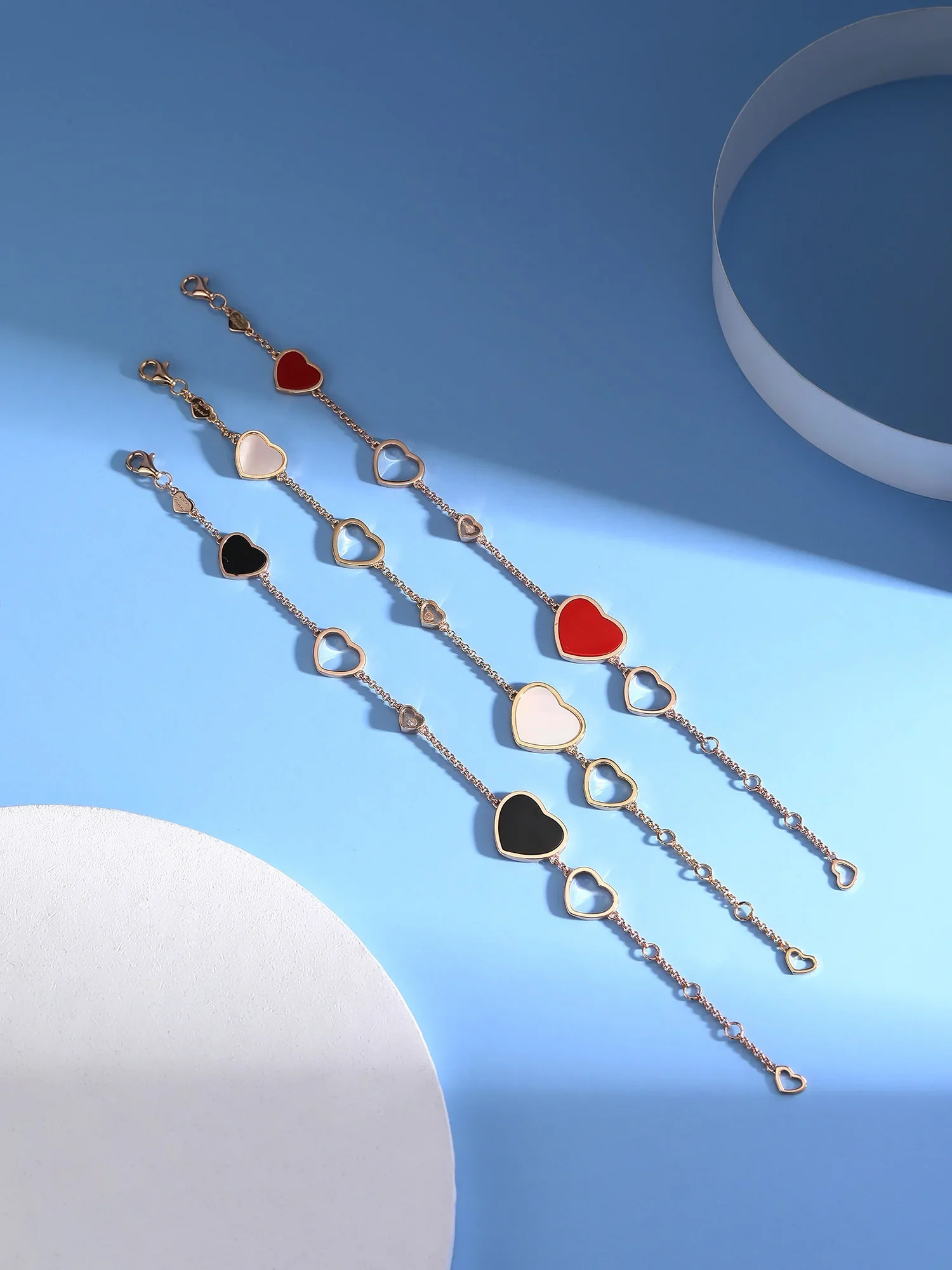 2023 New Classic Fashion Jewelry Rose Gold Black White Red Love Luxury Simple Women's Bracelet
2023 New Classic Fashion Jewelry Rose Gold Black White Red Love Luxury Simple Women's Bracelet