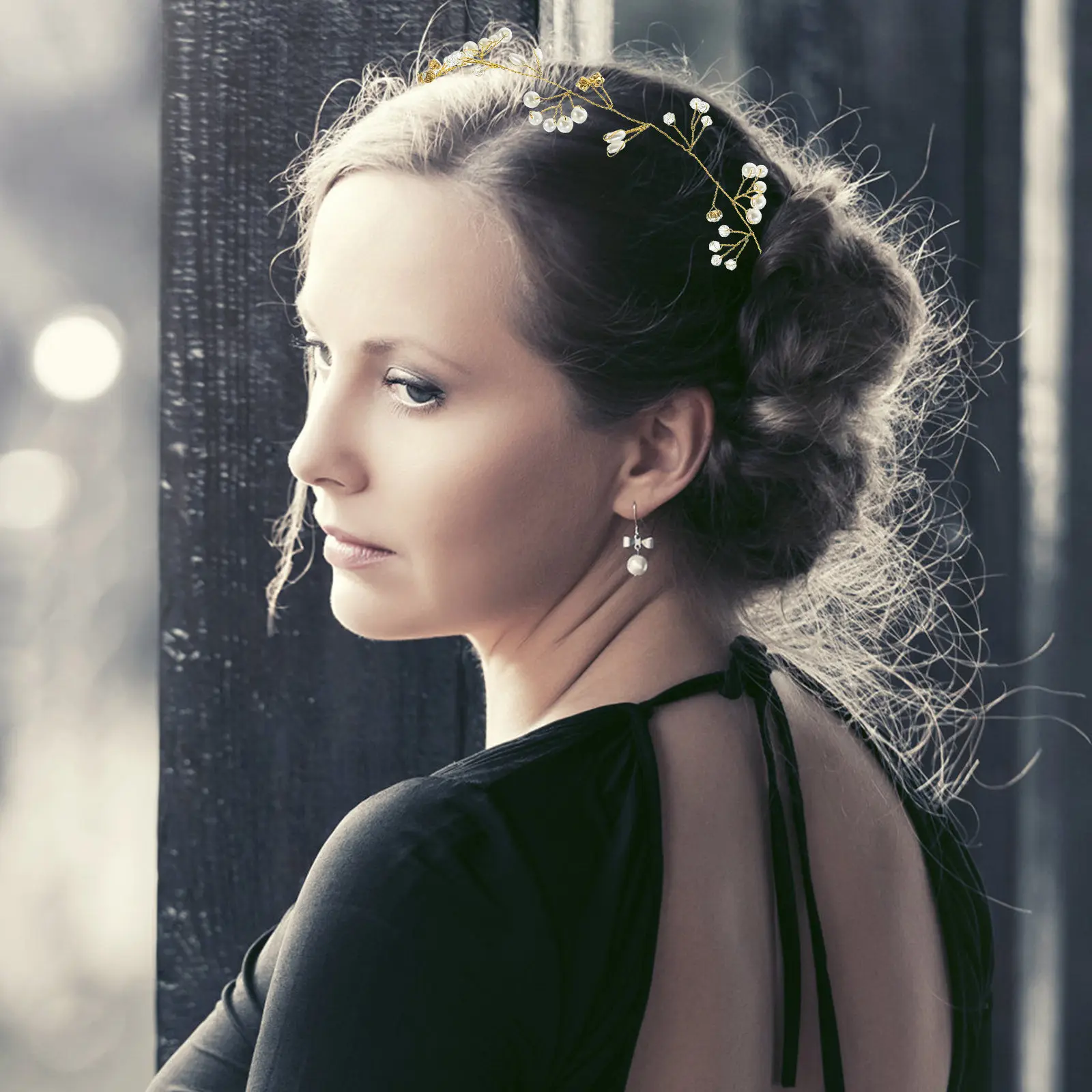 Жемчужная повязка для волос, свадебная, длинная, элегантная, с кристаллами и бусинами, аксессуар для волос невесты, ручная работа, со стразами
Жемчужная повязка для волос, свадебная, длинная, элегантная, с кристаллами и бусинами, аксессуар для волос невесты, ручная работа, со стразами