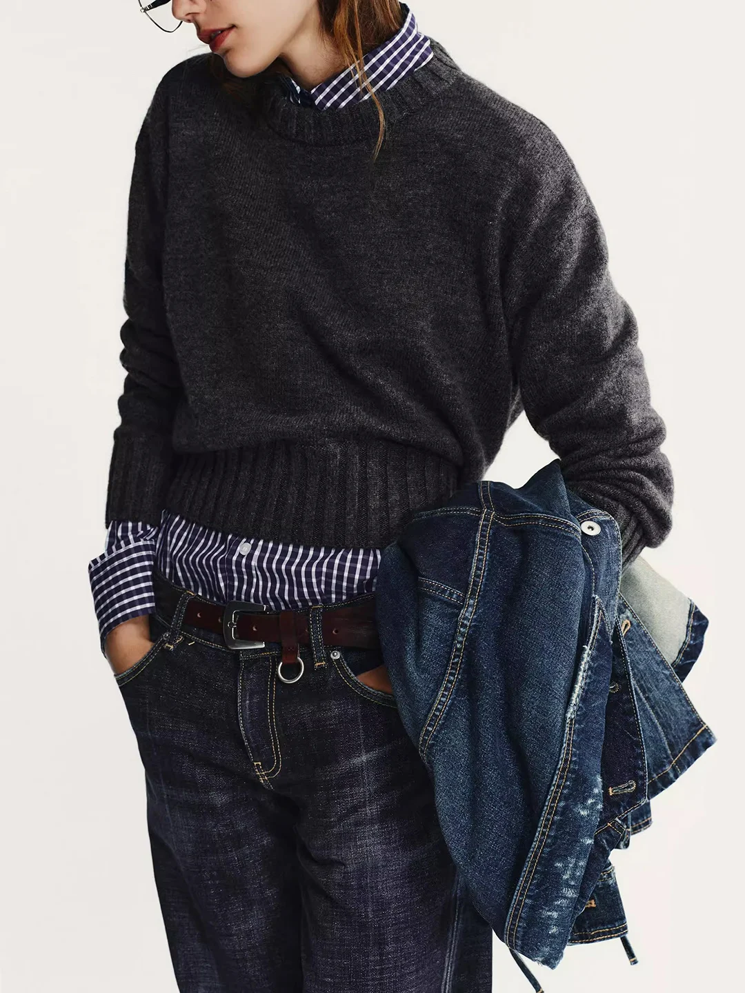 Модный вязаный длинный топ с круглым вырезом и ребристой текстурой для женщин, осень 2025, новинка, элегантная женская нижняя одежда
Модный вязаный длинный топ с круглым вырезом и ребристой текстурой для женщин, осень 2025, новинка, элегантная женская нижняя одежда