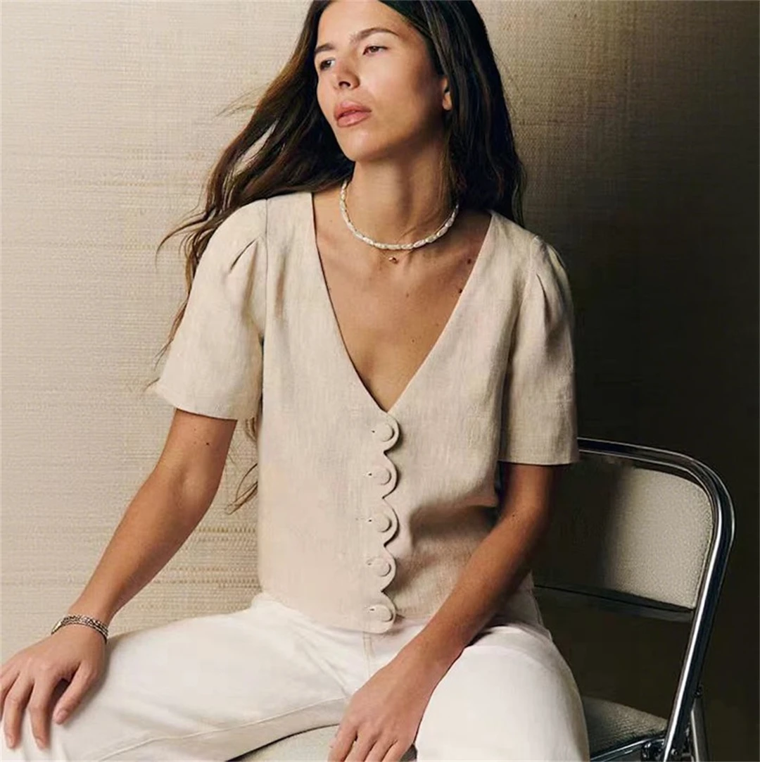 Elegant Linen Shirt Shorts Set Cleanfit Paris Sea Spring 2026 French Style Loose Fit Breathable Skin-friendly V-neck No Pocket
Elegant Linen Shirt Shorts Set Cleanfit Paris Sea Spring 2026 French Style Loose Fit Breathable Skin-friendly V-neck No Pocket
