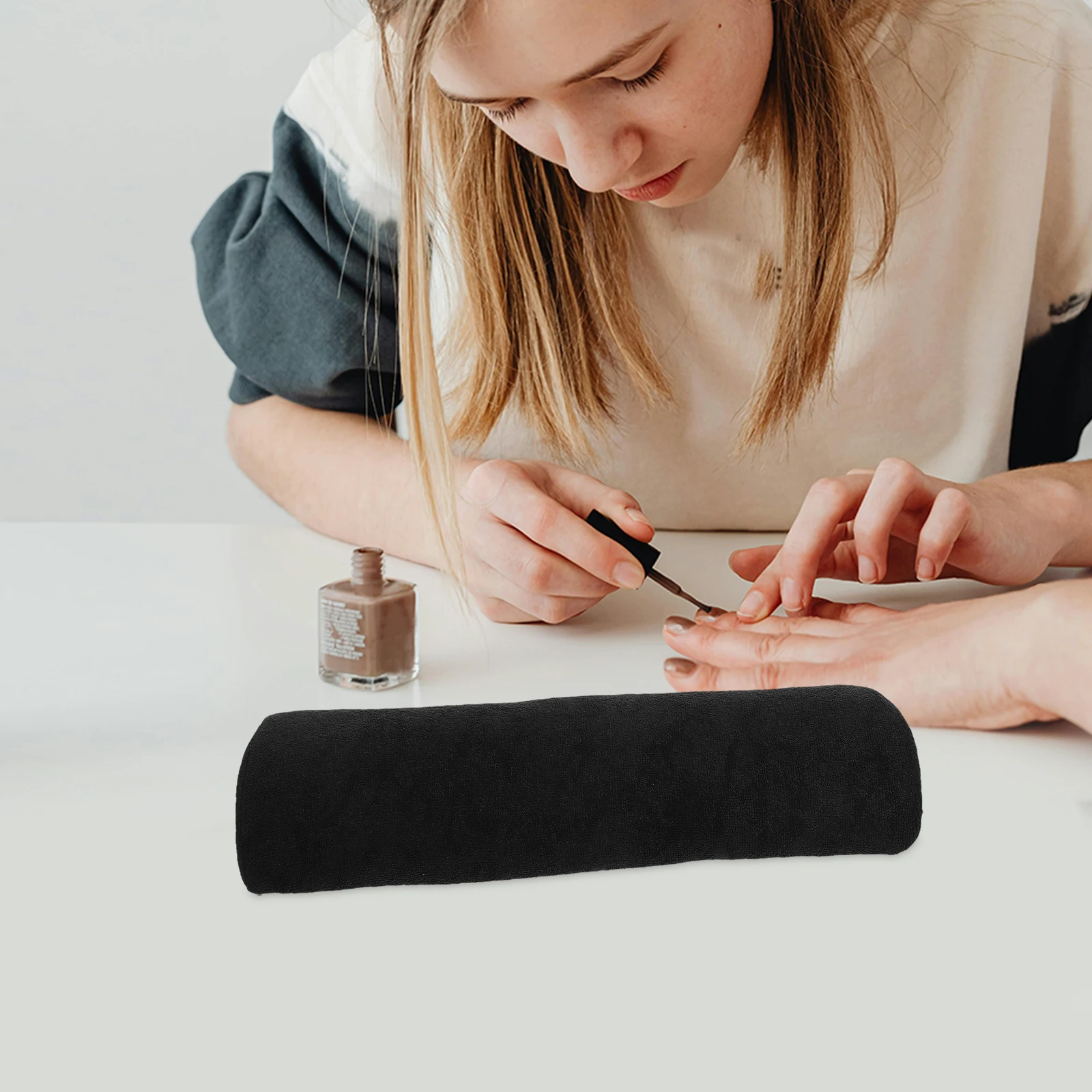 Hand Rest Cushion Nail Hand Pillow Manicure Tools Pad Accessories Lightweight Protect Workbench Cosmetics Nail
Hand Rest Cushion Nail Hand Pillow Manicure Tools Pad Accessories Lightweight Protect Workbench Cosmetics Nail