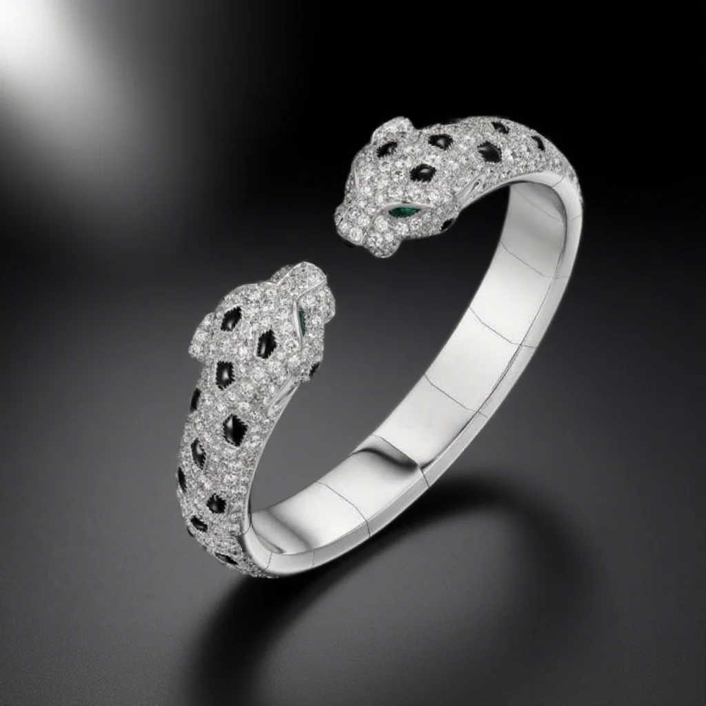 Trendy boutique s925 silver premium pearl full diamond leopard bracelet with soft and smooth texture for men and women
Trendy boutique s925 silver premium pearl full diamond leopard bracelet with soft and smooth texture for men and women