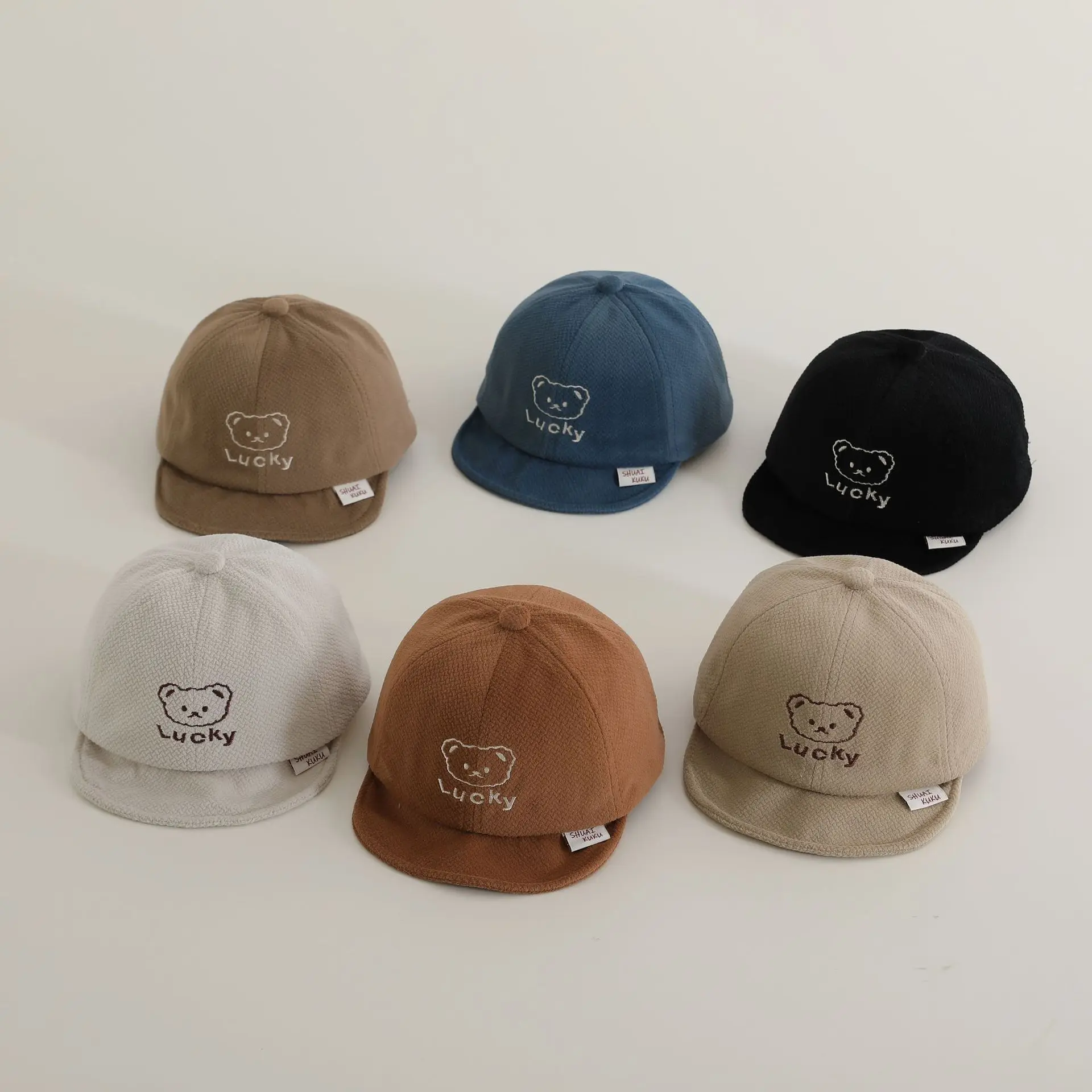 Cute Autumn Baby Cap Embroidery Bear Letter Infant Toddler Baseball Hat Solid Color Cotton Peaked Hats
Cute Autumn Baby Cap Embroidery Bear Letter Infant Toddler Baseball Hat Solid Color Cotton Peaked Hats