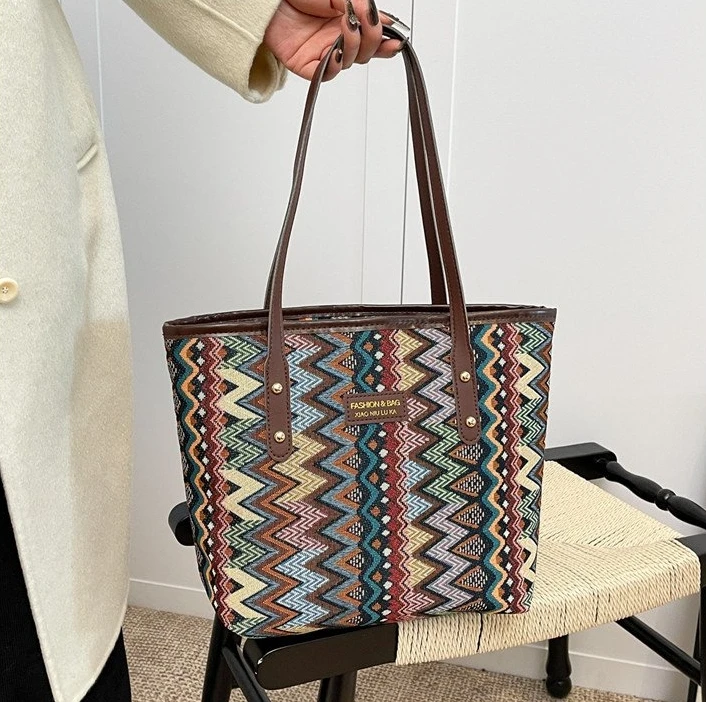 Spacious Trendy Patterned Tote - Women's Versatile Chic Work & Casual Shoulder Handbag
Spacious Trendy Patterned Tote - Women's Versatile Chic Work & Casual Shoulder Handbag