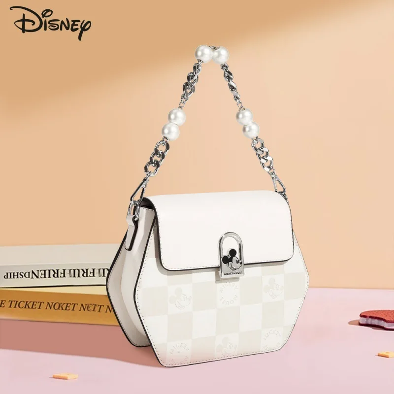 Disney Mickey Shoulder Bag New Texture Exquisite PU Women's Bag Bead Chain with Commuter Crossbody Underarm Handbag
Disney Mickey Shoulder Bag New Texture Exquisite PU Women's Bag Bead Chain with Commuter Crossbody Underarm Handbag