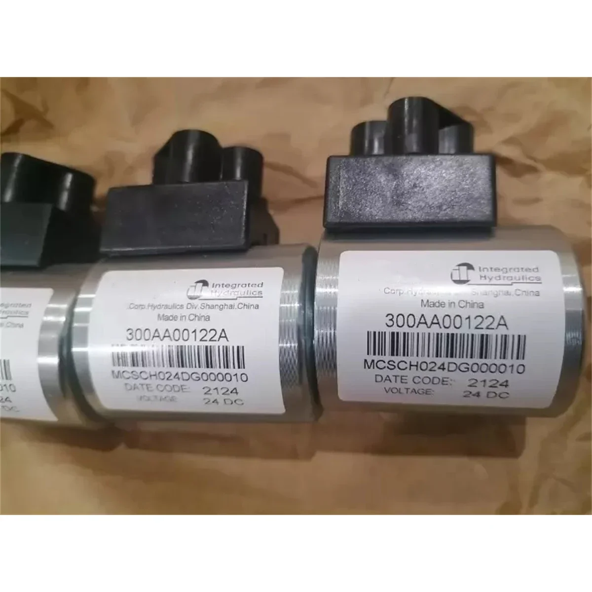 Новое электрическое оборудование 110 В постоянного тока 300AA00102A 300AA00085A 300AA00086A 300AA00082A 300AA00041A 300AA00122A Катушки электромагнитных клапанов
Новое электрическое оборудование 110 В постоянного тока 300AA00102A 300AA00085A 300AA00086A 300AA00082A 300AA00041A 300AA00122A Катушки электромагнитных клапанов