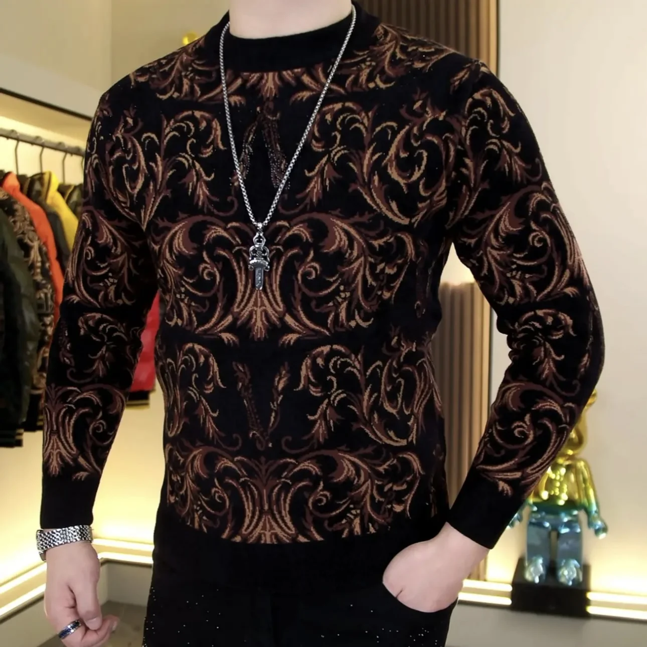 Модный вельветовый вязаный свитер с вышивкой стразами, круглый вырез, эластичный, приталенный, мужской, зимний, новый, молодежный стиль
Модный вельветовый вязаный свитер с вышивкой стразами, круглый вырез, эластичный, приталенный, мужской, зимний, новый, молодежный стиль