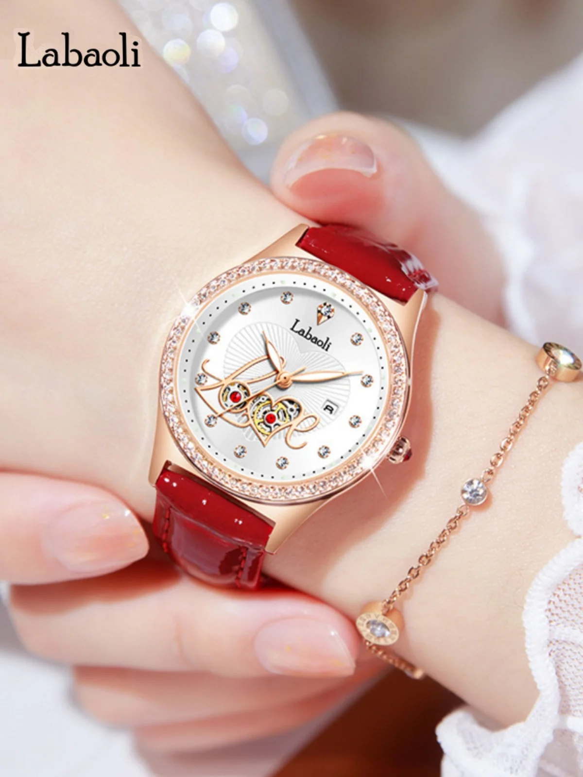 High-end selection of watches, fashionable and elegant women's watches, red quartz women's watches, elegant women's watches
High-end selection of watches, fashionable and elegant women's watches, red quartz women's watches, elegant women's watches