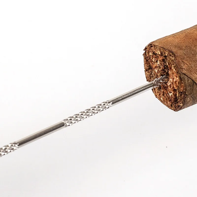 Creative pen-shaped stainless steel cigar needle portable cigar punch drill tool accessories cigar dredge
Creative pen-shaped stainless steel cigar needle portable cigar punch drill tool accessories cigar dredge