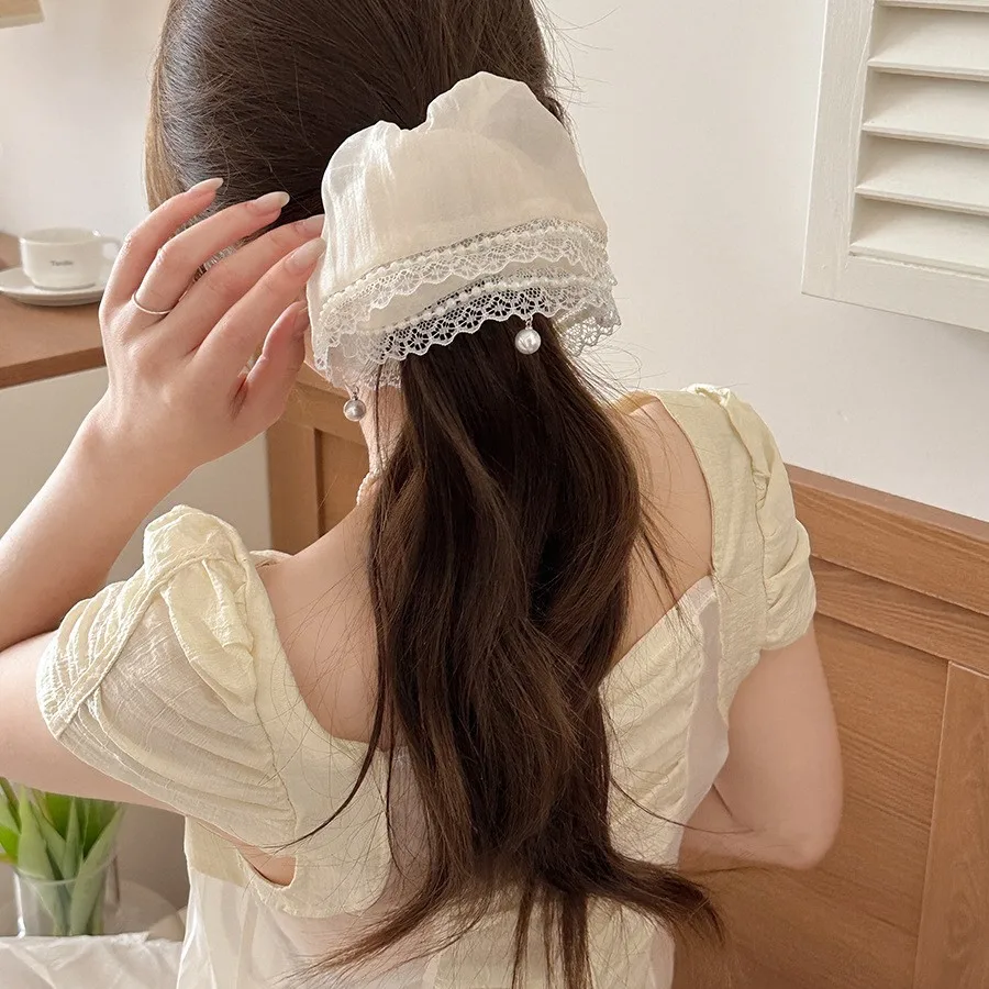 Lace Pearl Scrunchie Elastic Hair Tie Korean Style Premium Gentle Ponytail Holder for Women Daily Elegant
Lace Pearl Scrunchie Elastic Hair Tie Korean Style Premium Gentle Ponytail Holder for Women Daily Elegant