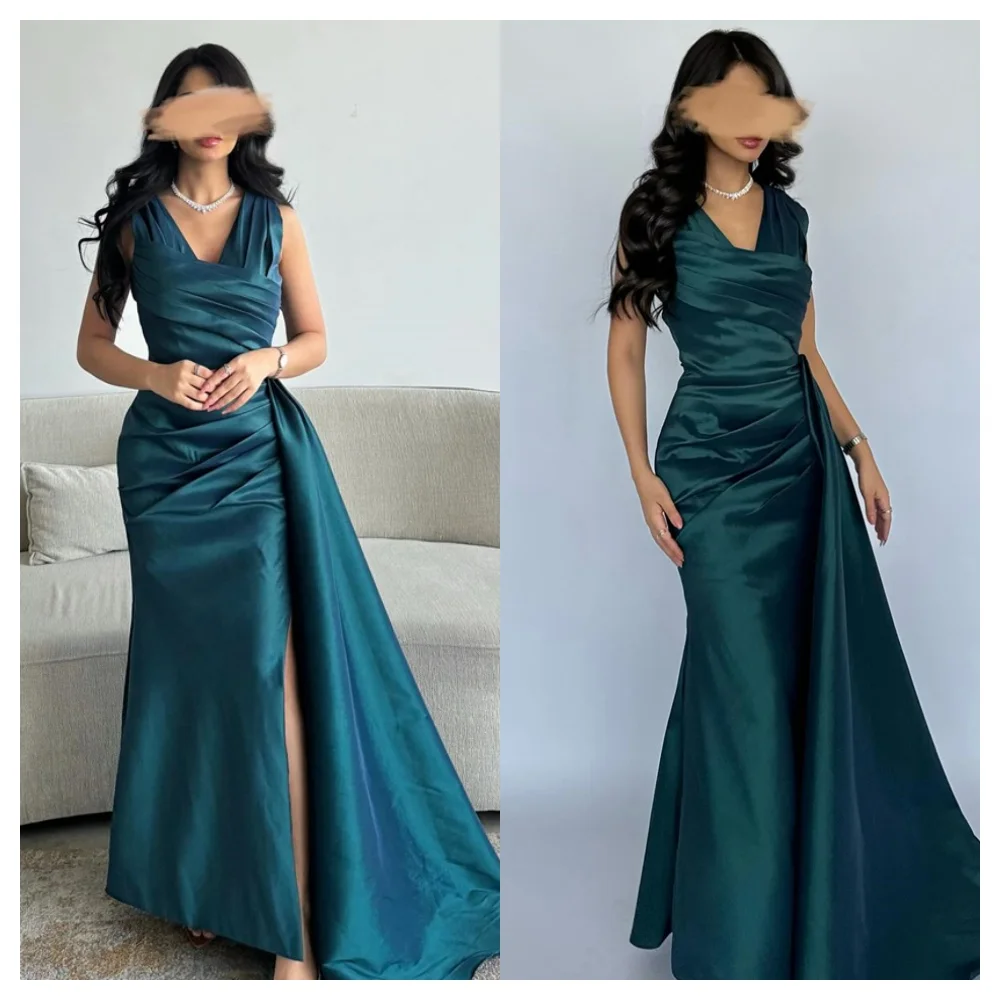 Customized Graceful Green Satin Evening Dress Temperament V-Neck Spaghetti Straps Sleeveless Simple Chapel Train Celebrity Gowns
Customized Graceful Green Satin Evening Dress Temperament V-Neck Spaghetti Straps Sleeveless Simple Chapel Train Celebrity Gowns