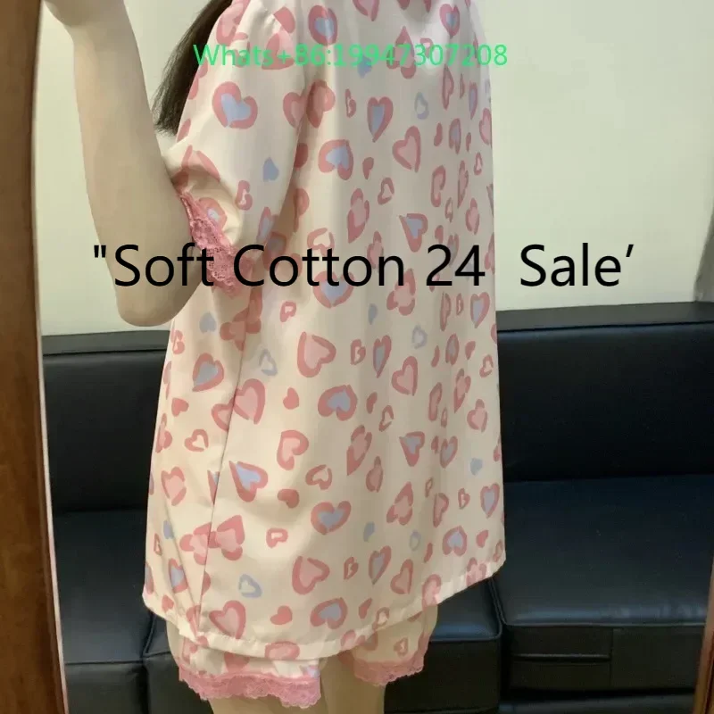 2025 new summer casual women's loungewear Hello Kitty cute two-piece short-sleeved shorts Hello Kitty cartoon women's pajamas
2025 new summer casual women's loungewear Hello Kitty cute two-piece short-sleeved shorts Hello Kitty cartoon women's pajamas