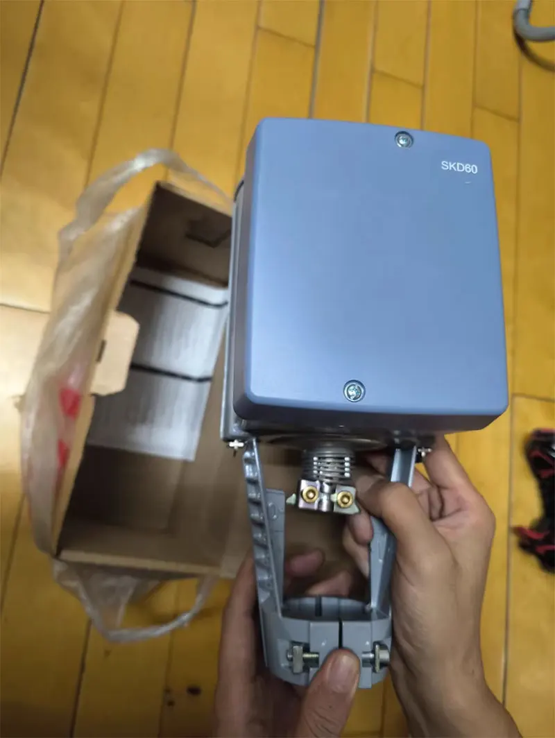 Brand New SKD60 SKD62 SKB60 SKB62 SKC60 SKC62 Warranty One-year
Brand New SKD60 SKD62 SKB60 SKB62 SKC60 SKC62 Warranty One-year