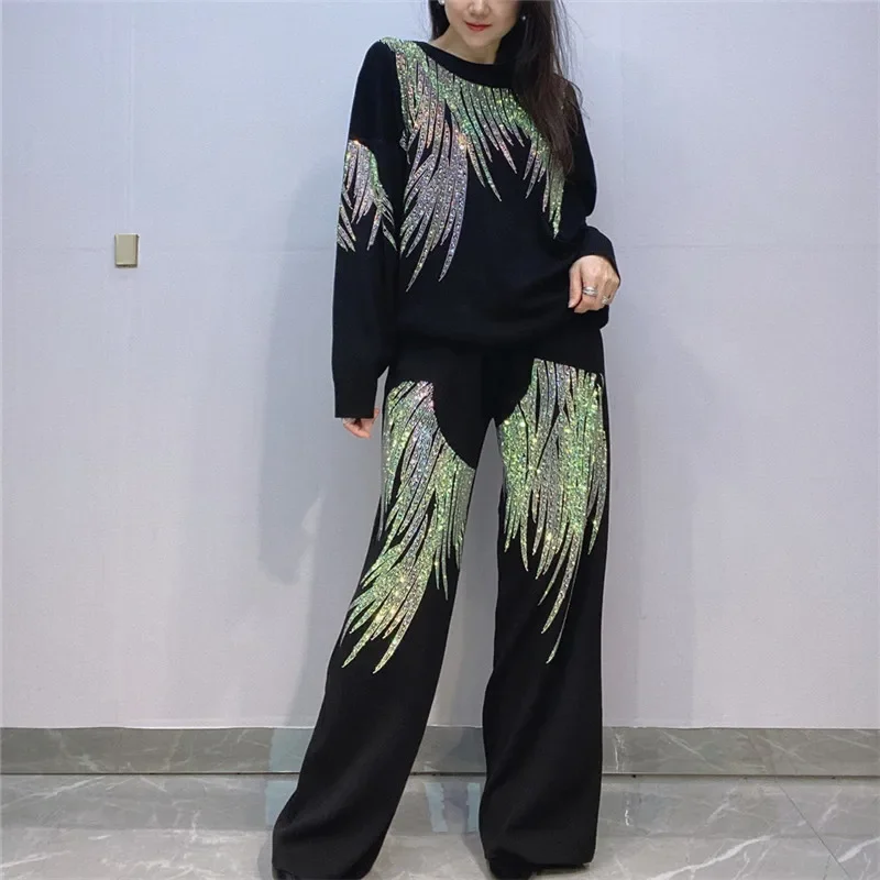 Весенние модные вязаные спортивные костюмы с бриллиантами, женские повседневные свободные вязаные пуловеры с круглым вырезом и длинными рукавами, свитер, брюки-карандаш, комплект из 2 предметов 
Весенние модные вязаные спортивные костюмы с бриллиантами, женские повседневные свободные вязаные пуловеры с круглым вырезом и длинными рукавами, свитер, брюки-карандаш, комплект из 2 предметов