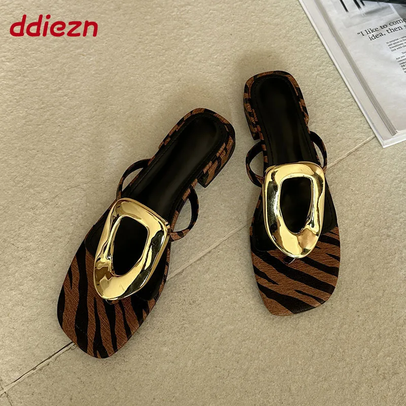 Plus Size 43 Summer Beach Slides Flip Flops Slippers Women Shoes Female Low Heel Sandals Fashion Metal Ladies Slippers Shoes
Plus Size 43 Summer Beach Slides Flip Flops Slippers Women Shoes Female Low Heel Sandals Fashion Metal Ladies Slippers Shoes