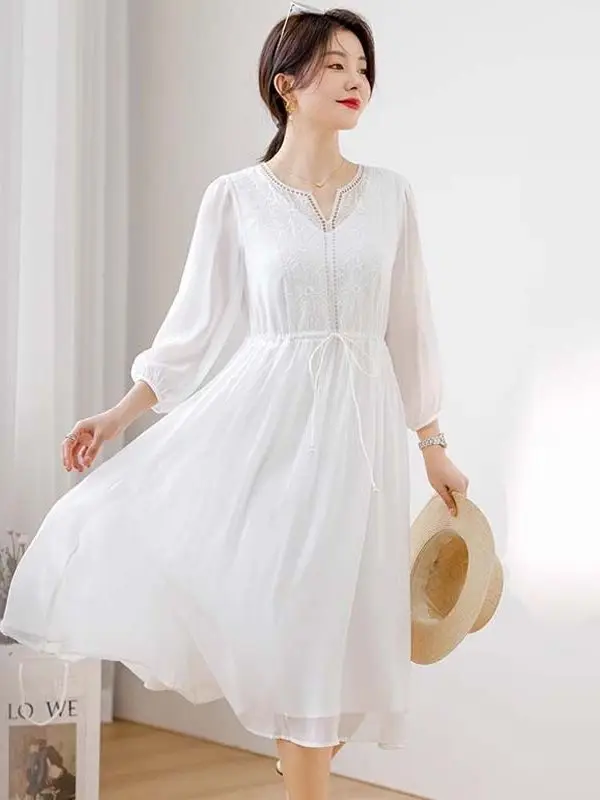 Elegant Embroidered Chiffon Dress Women's Spring Summer New Style Loose Slimming Holiday Long Dress Travel Skirt
Elegant Embroidered Chiffon Dress Women's Spring Summer New Style Loose Slimming Holiday Long Dress Travel Skirt