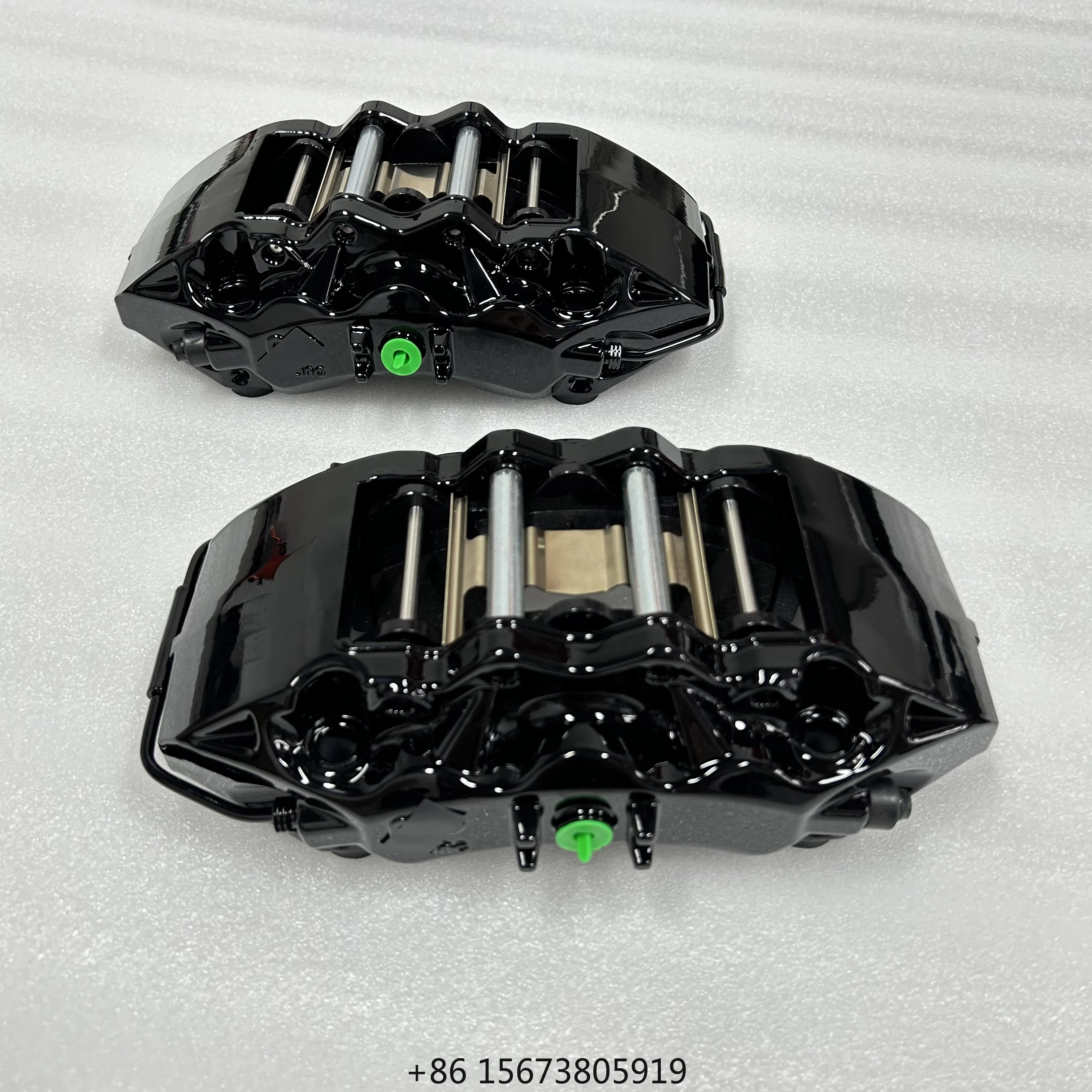 Индивидуальный тормозной суппорт и диск 362*32 мм из сплава для Silvia S13 240sx
Индивидуальный тормозной суппорт и диск 362*32 мм из сплава для Silvia S13 240sx