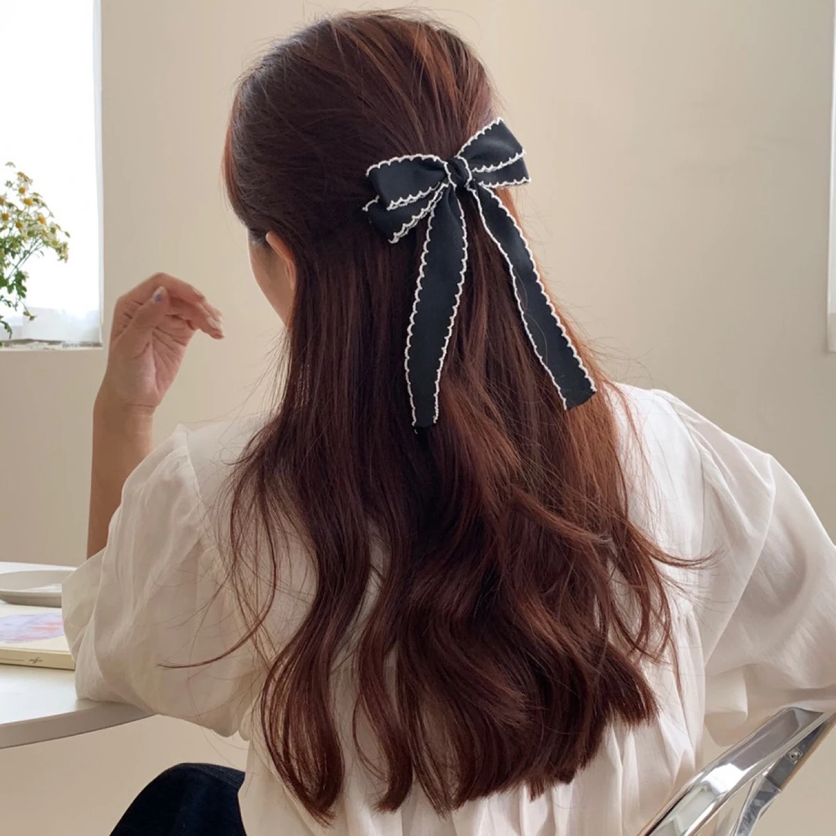 Lystrfac New Fabric Wavy Ribbon Hair Bow Hairpin for Women Girls Hair clips Black White Bow Top Clip Female Hair Accessories
Lystrfac New Fabric Wavy Ribbon Hair Bow Hairpin for Women Girls Hair clips Black White Bow Top Clip Female Hair Accessories