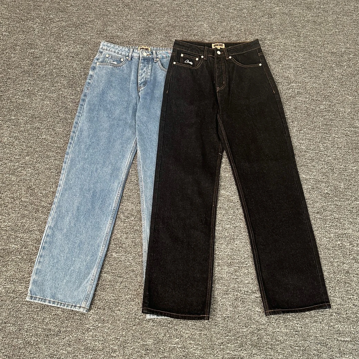 Американские высококачественные свободные повседневные прямые джинсы с вышивкой, мужские джинсы свободного покроя в стиле хип-хоп с надписью «Остров дьявола»
Американские высококачественные свободные повседневные прямые джинсы с вышивкой, мужские джинсы свободного покроя в стиле хип-хоп с надписью «Остров дьявола»