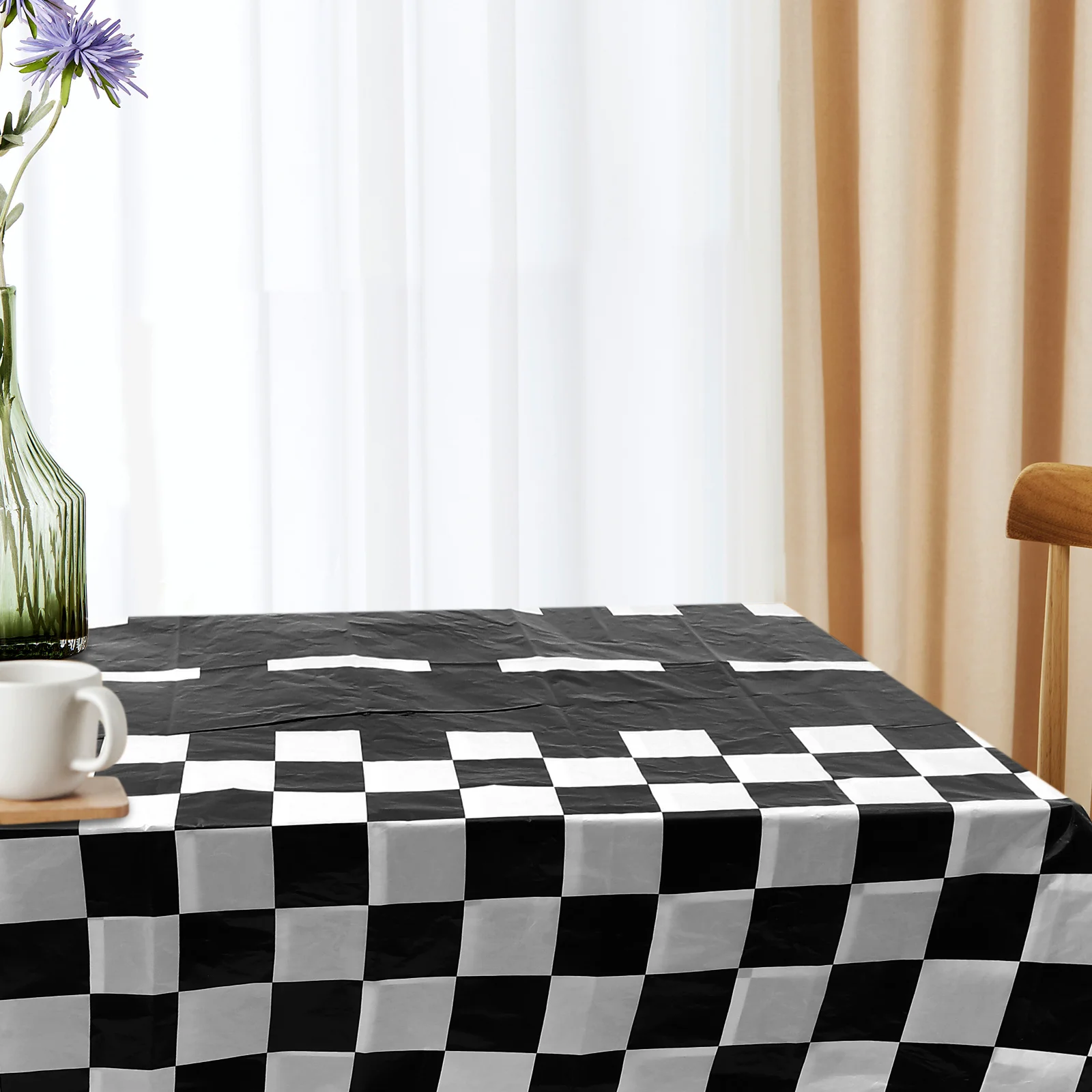 2Pcs Racing Checkered Tablecloth for Rectangle Tables Retro Plastic Party Decorative Dining Tablecloths Protective Cover
2Pcs Racing Checkered Tablecloth for Rectangle Tables Retro Plastic Party Decorative Dining Tablecloths Protective Cover