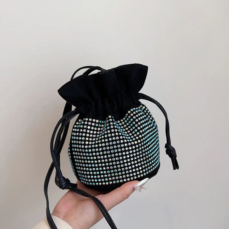 Simple Heat-melting Rhinestone Small For Women 2024 New Version Trendy Crossbody Bag, Fashionable Casual Drawstring Bucket Bag
Simple Heat-melting Rhinestone Small For Women 2024 New Version Trendy Crossbody Bag, Fashionable Casual Drawstring Bucket Bag