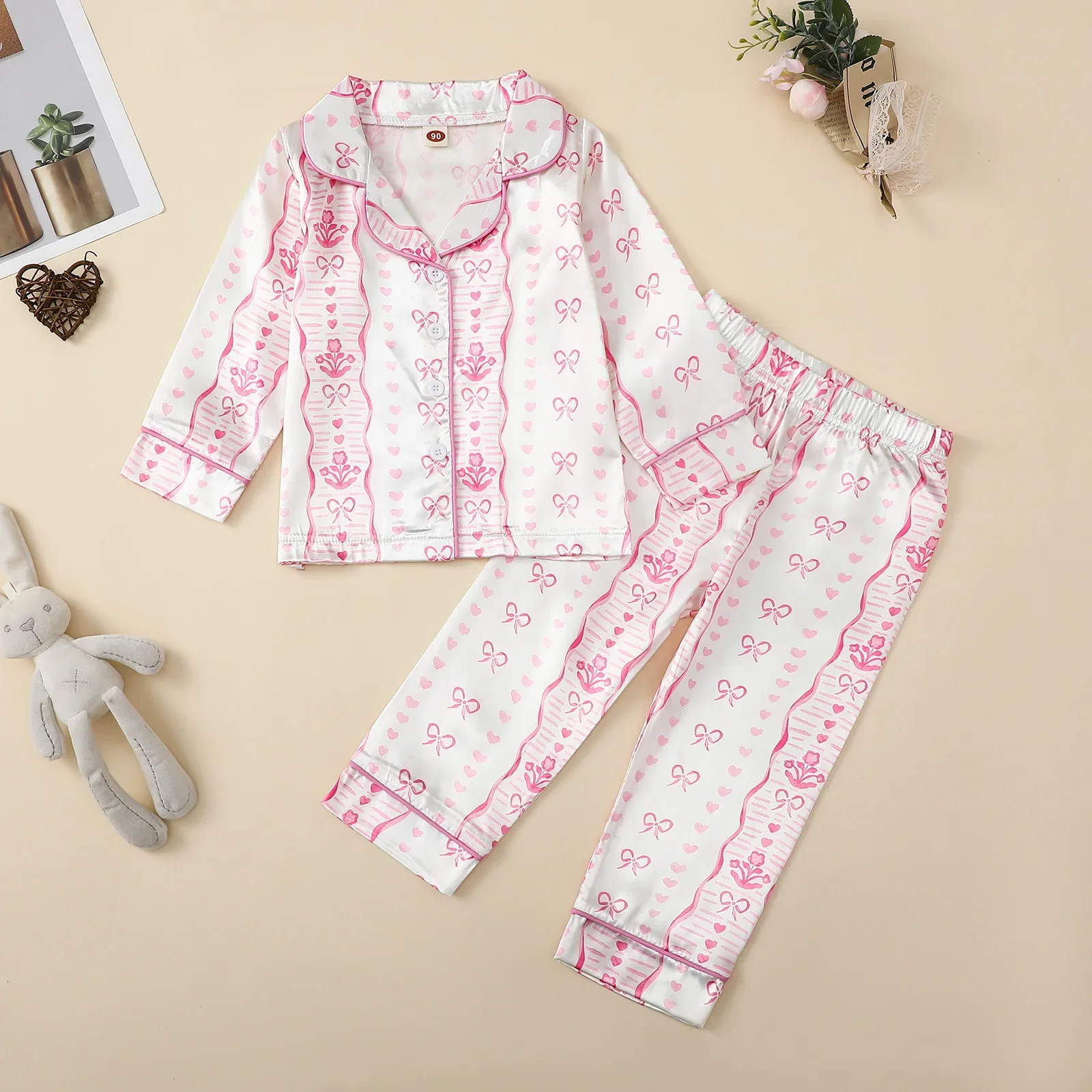 Children's Spring Soft Comfortable Pajamas Girls Sweet Bowknot Print Long Sleeve Lapel Sleepwear Baby Casual Loose Homewear
Children's Spring Soft Comfortable Pajamas Girls Sweet Bowknot Print Long Sleeve Lapel Sleepwear Baby Casual Loose Homewear