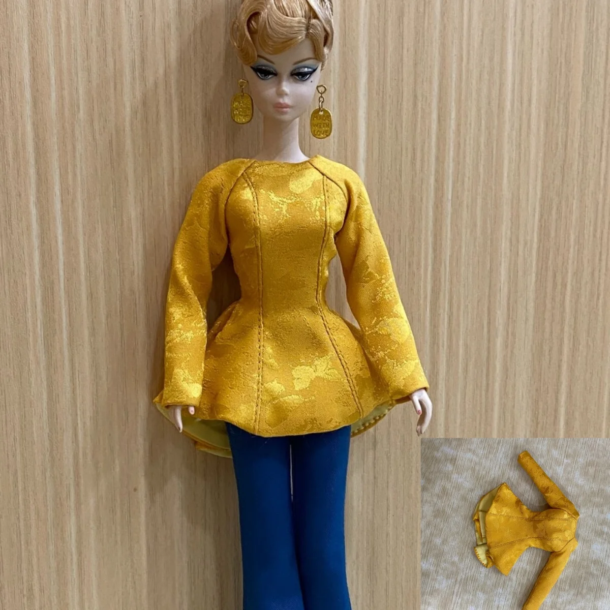 【30days Made】Handmade 1/6 Scale Retro High-end Tops Blue Slim Micro Flared Pants Set Fit IT PP FR2 ST Supermodel Body Model
【30days Made】Handmade 1/6 Scale Retro High-end Tops Blue Slim Micro Flared Pants Set Fit IT PP FR2 ST Supermodel Body Model