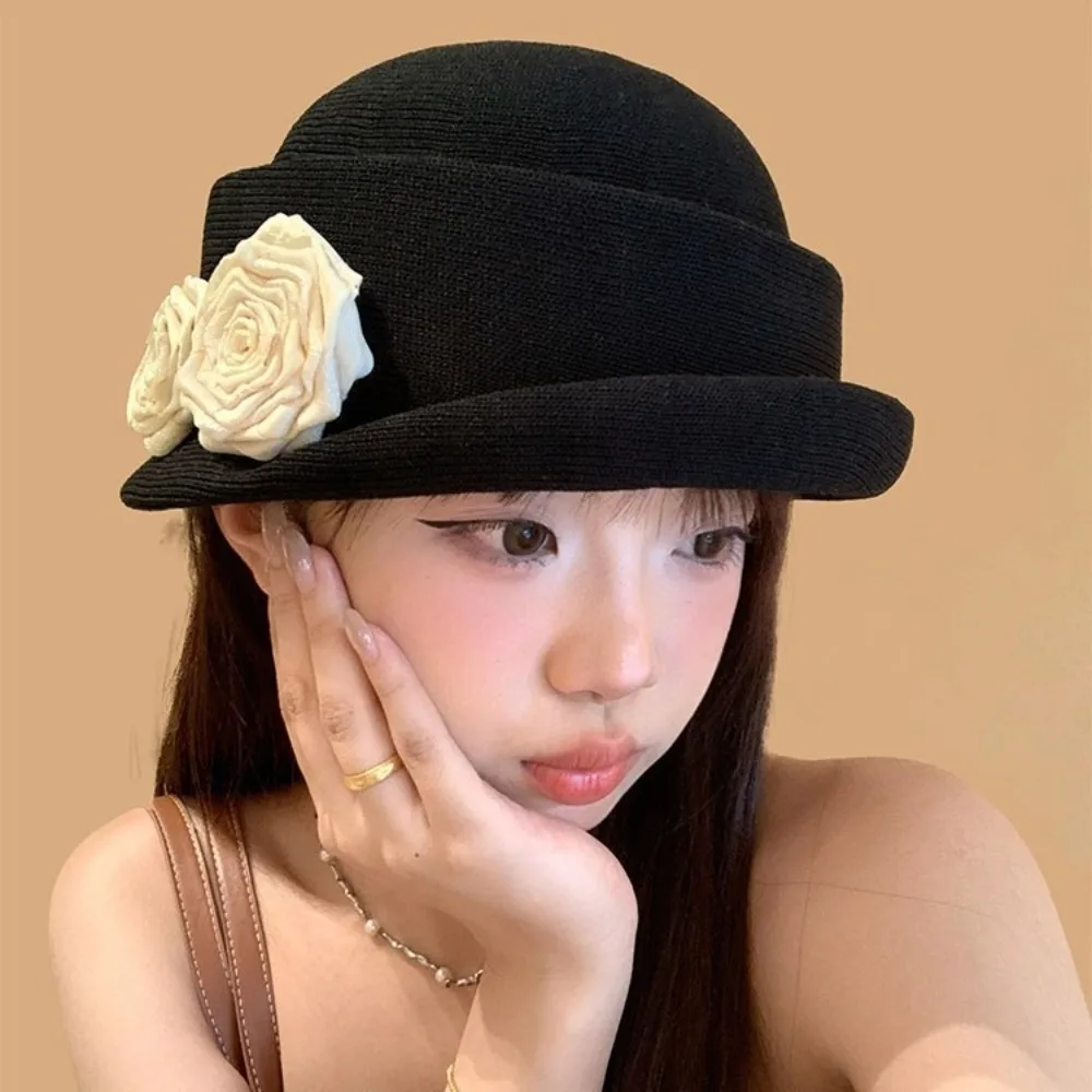 Fashion French Style Camellia Flower Cap Curl Brim Elegant Floral Bowler Hat British Hepburn Women's Formal hat Lady
Fashion French Style Camellia Flower Cap Curl Brim Elegant Floral Bowler Hat British Hepburn Women's Formal hat Lady