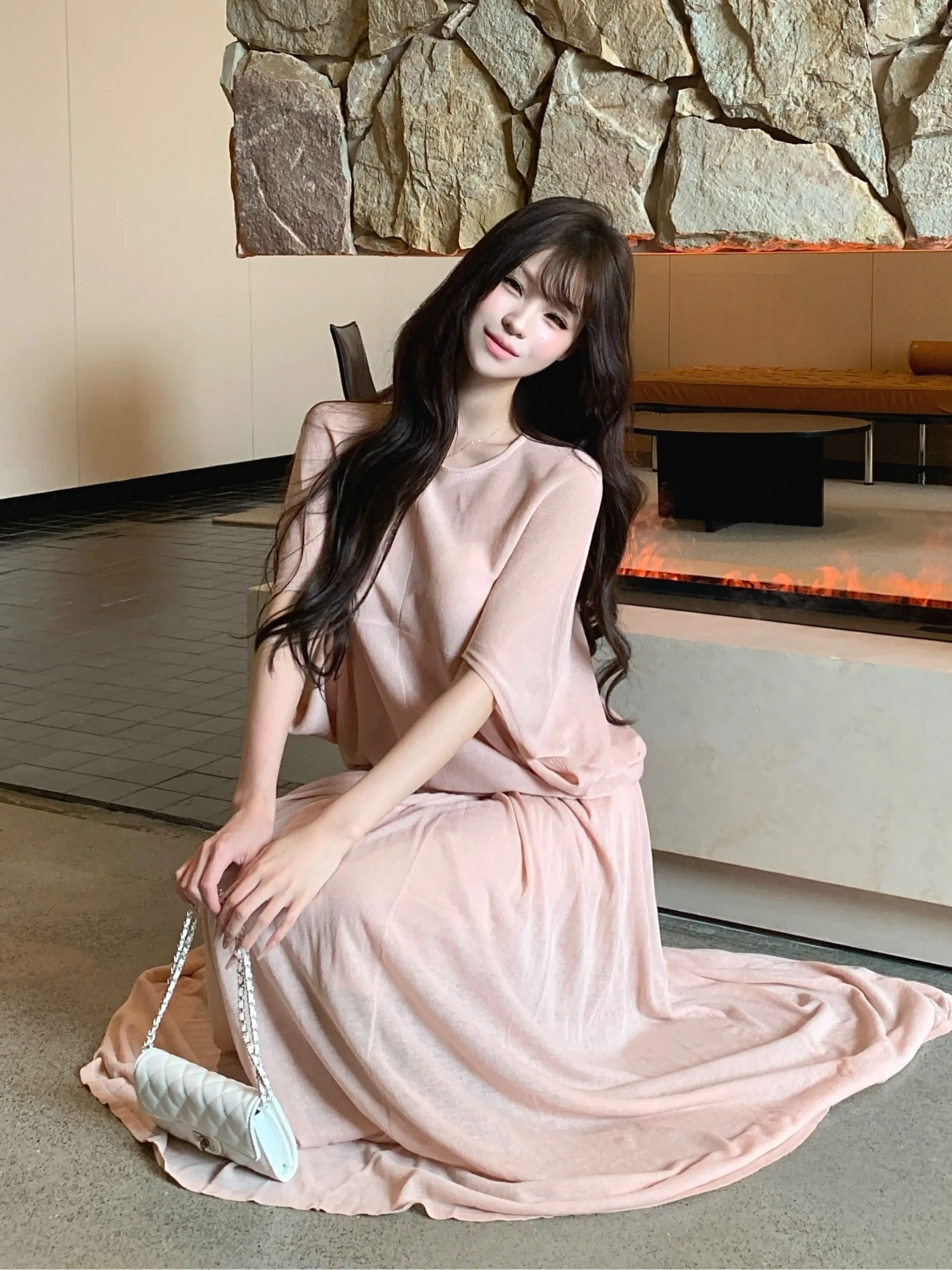 Лето 2023, розовый костюм Ele, женский комплект с длинной юбкой, небный дизайн, сенсация, длина, накидка, ансамбль
Лето 2023, розовый костюм Ele, женский комплект с длинной юбкой, небный дизайн, сенсация, длина, накидка, ансамбль