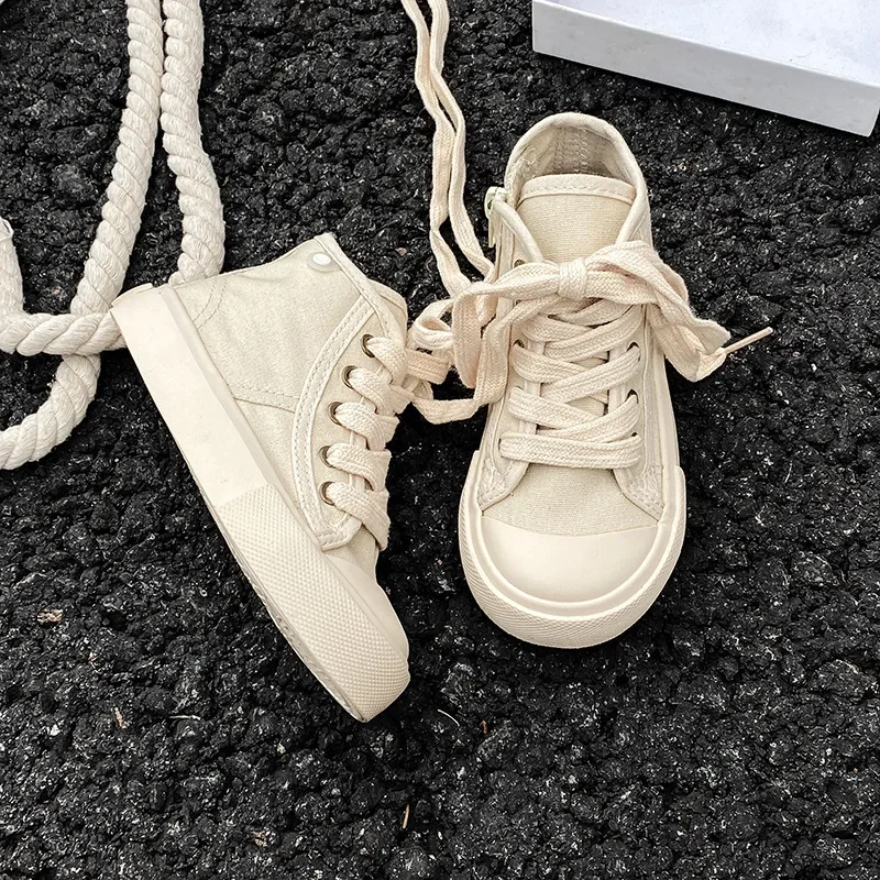 Children Spring Korean Version Soft Soled Casual Shoes Boys Fashion Canvas Shoes Girls Solid Color High Top Shoes Side Zipper
Children Spring Korean Version Soft Soled Casual Shoes Boys Fashion Canvas Shoes Girls Solid Color High Top Shoes Side Zipper