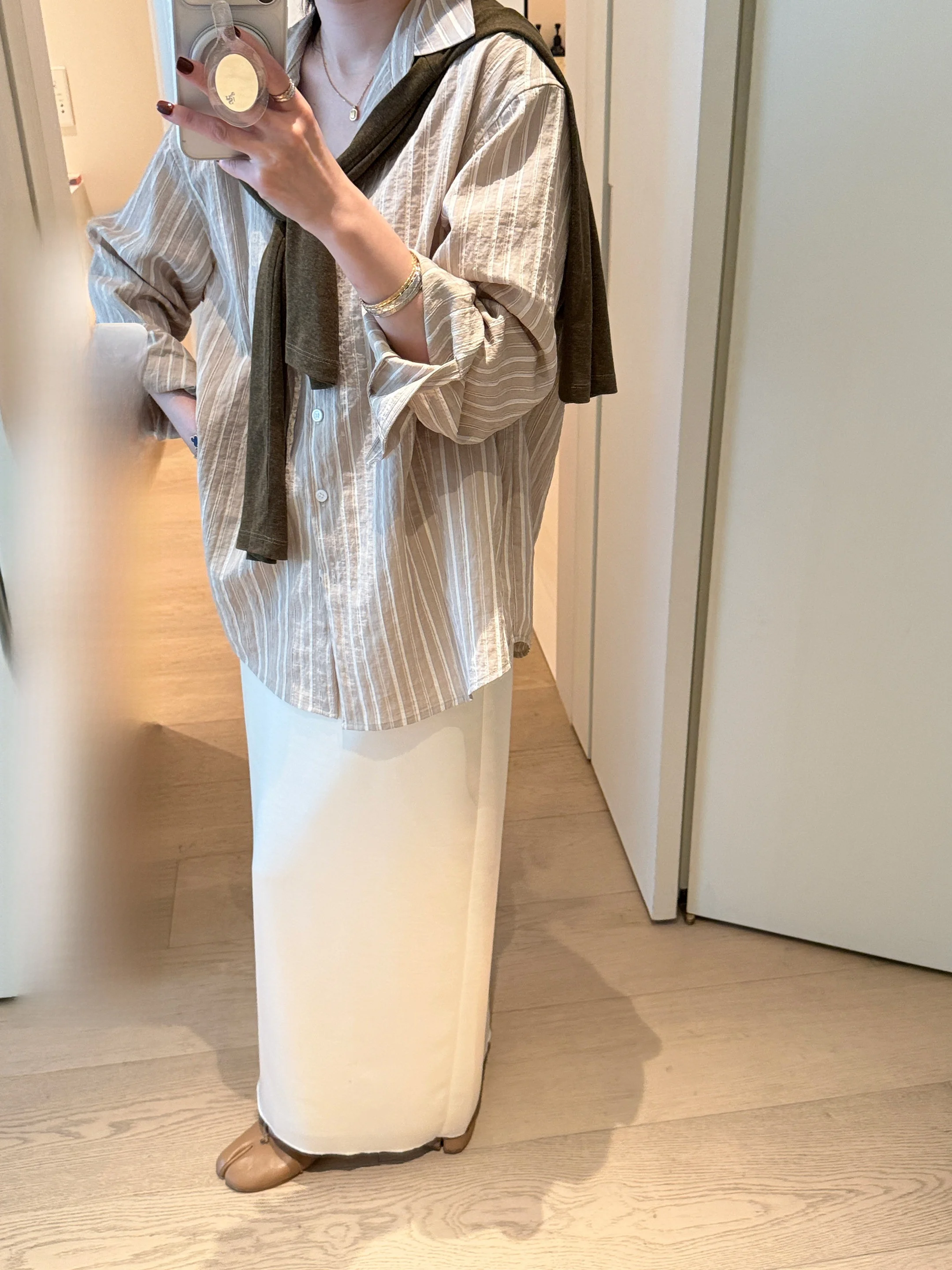 Elielim Smart Fashion Light Weight Silk Texture Striped Shirt Women's New Style Spring Summer Sun Protection Shirt Casual Loo...
Elielim Smart Fashion Light Weight Silk Texture Striped Shirt Women's New Style Spring Summer Sun Protection Shirt Casual Loo...
