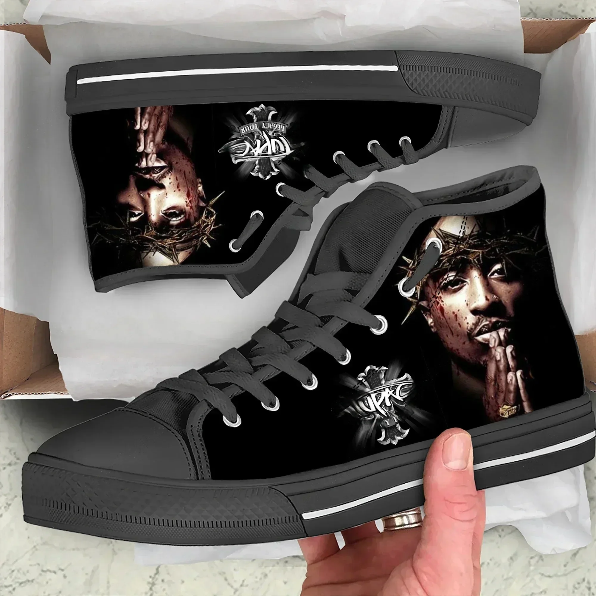 2pac Tupac All Eyez on Me Arrive Hot Summer Rap Fashion Lightweight High Top Classic Canvas Shoes Men Women Sneakers Board Shoe
2pac Tupac All Eyez on Me Arrive Hot Summer Rap Fashion Lightweight High Top Classic Canvas Shoes Men Women Sneakers Board Shoe